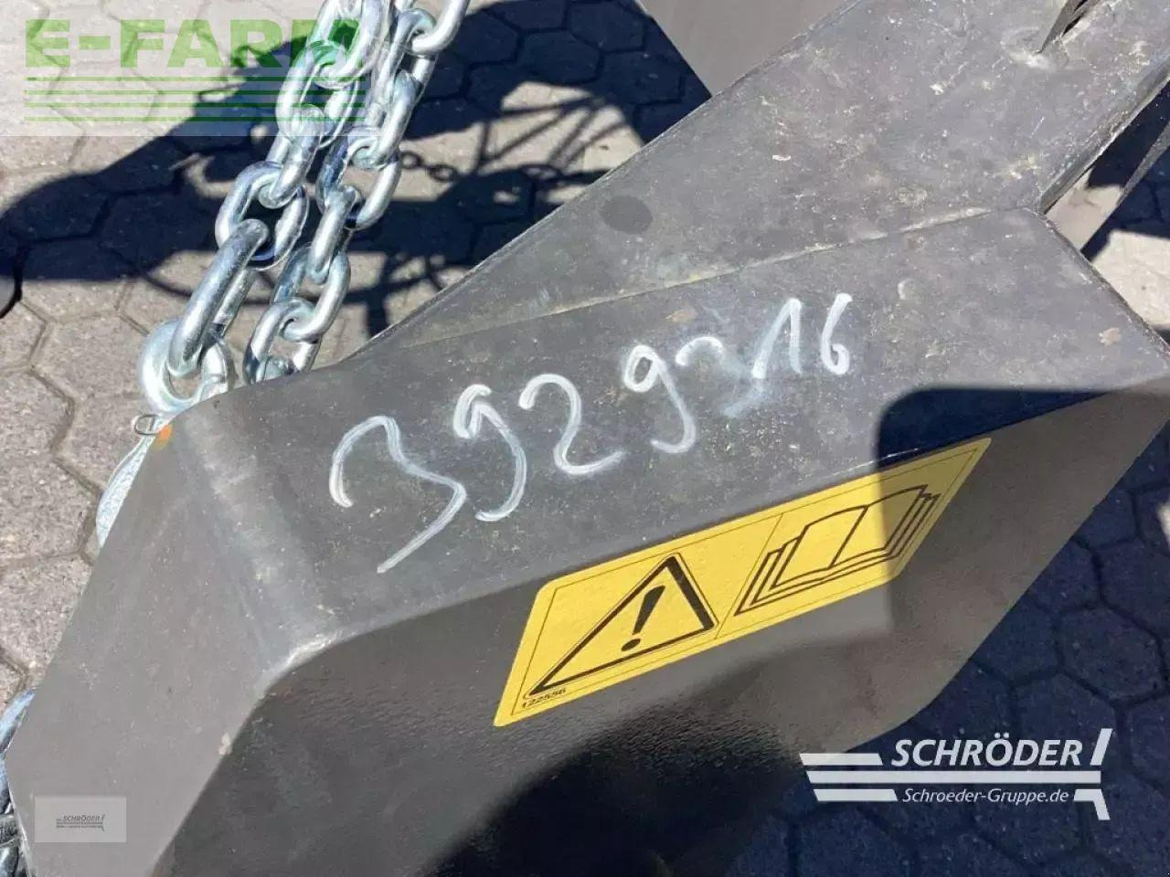 Fendt lotus 1250 t - Faneuse: photos 3 Fendt lotus 1250 t - Faneuse: photos 3