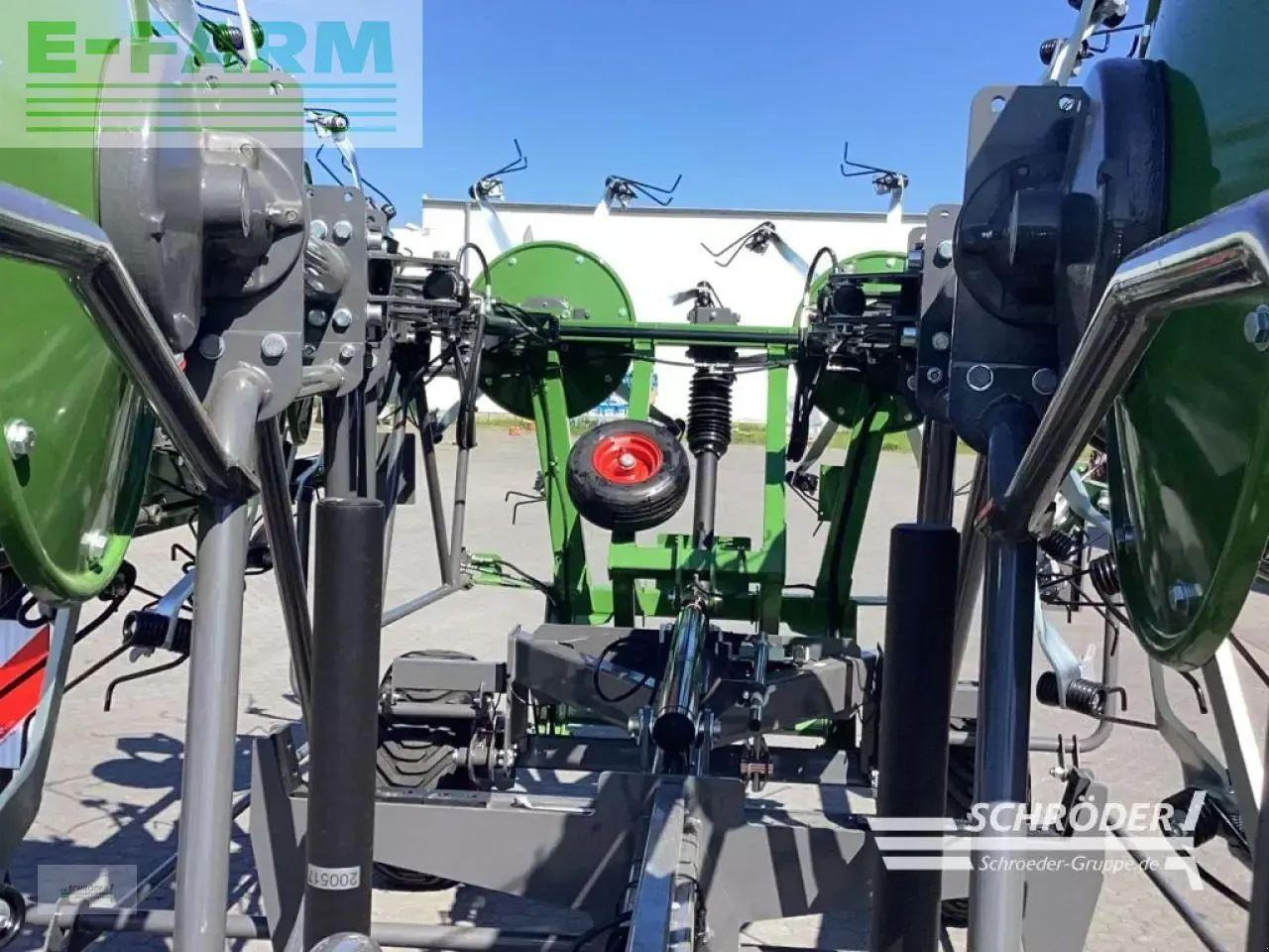 Fendt lotus 1250 t - Faneuse: photos 5 Fendt lotus 1250 t - Faneuse: photos 5