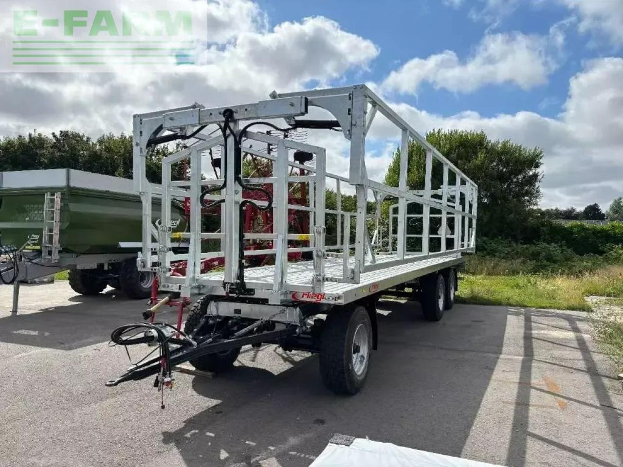 Fliegl dpw 240 bl profi - Remorque plateau agricole: photos 1 Fliegl dpw 240 bl profi - Remorque plateau agricole: photos 1