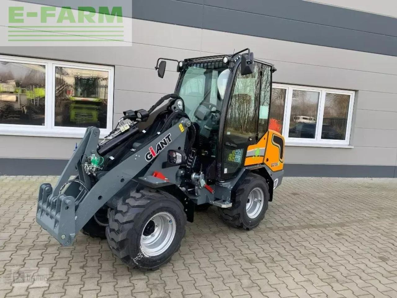 Giant g2700 elektro - Mini pelle: photos 1 Giant g2700 elektro - Mini pelle: photos 1