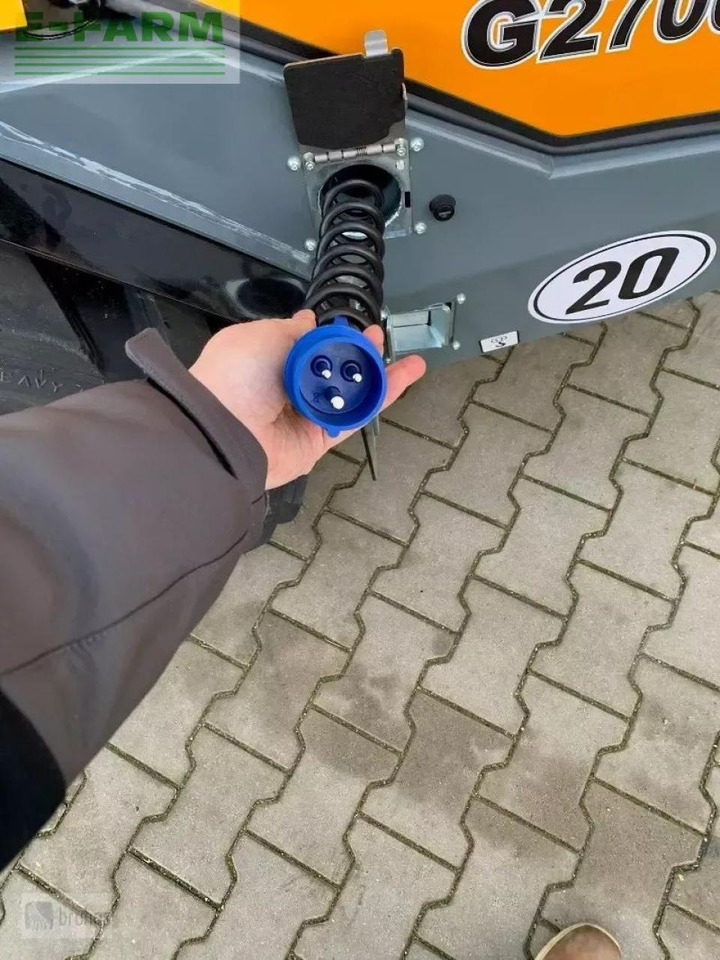 Giant g2700 elektro - Mini pelle: photos 5 Giant g2700 elektro - Mini pelle: photos 5