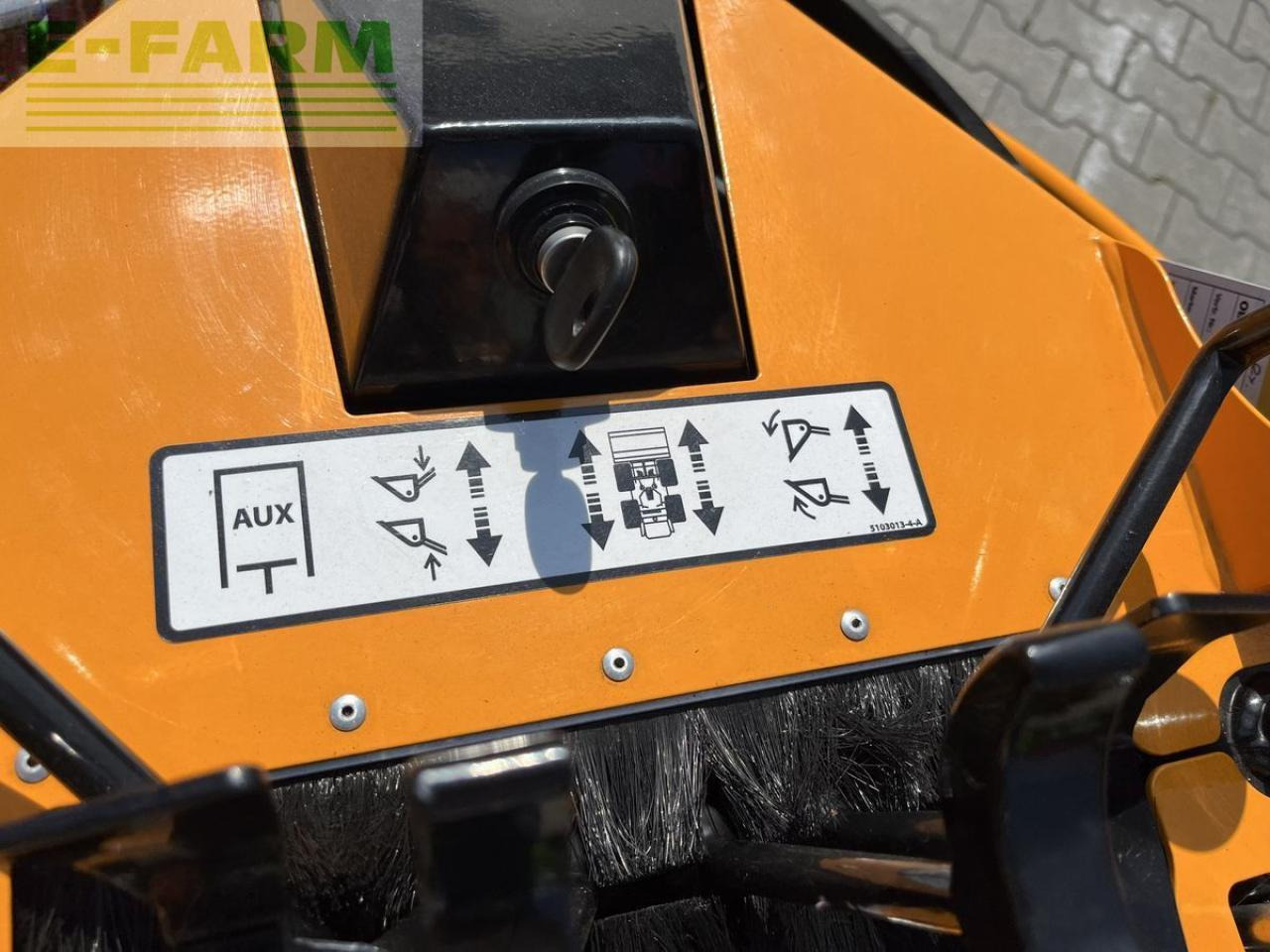 Giant sk 202d neuwertig inkl. schaufel & pg - Mini pelle: photos 2 Giant sk 202d neuwertig inkl. schaufel & pg - Mini pelle: photos 2