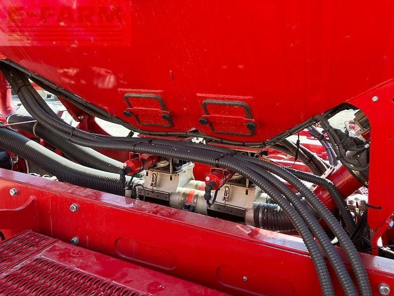 Horsch avatar 6.16 sd *doppeltank* - Semoir: photos 3 Horsch avatar 6.16 sd *doppeltank* - Semoir: photos 3
