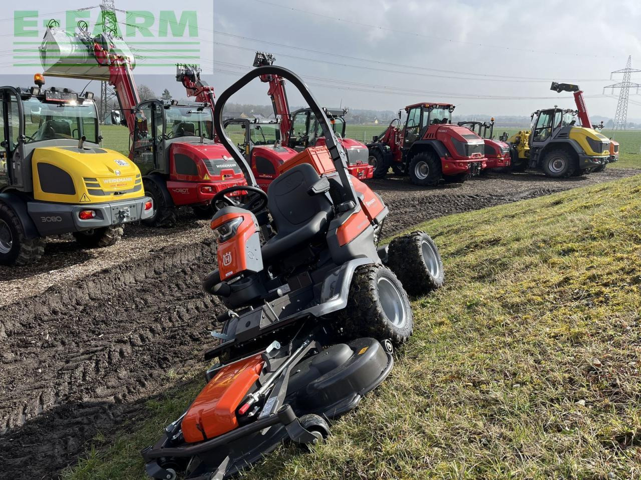 Husqvarna p 524xr efi mit funksteuerung inkl. mähdeck - Tracteur agricole: photos 1 Husqvarna p 524xr efi mit funksteuerung inkl. mähdeck - Tracteur agricole: photos 1