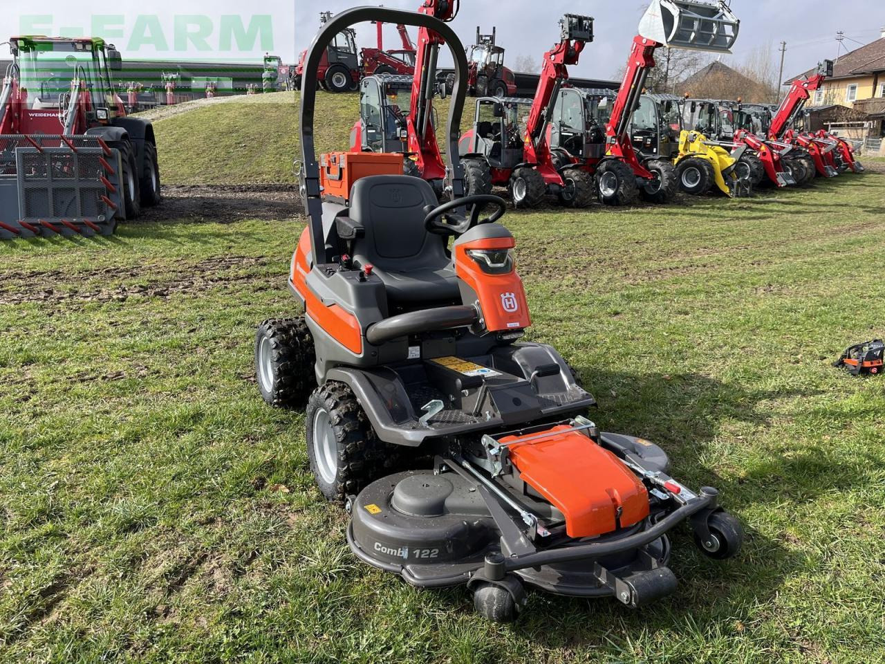 Husqvarna p 524xr efi mit funksteuerung inkl. mähdeck - Tracteur agricole: photos 5 Husqvarna p 524xr efi mit funksteuerung inkl. mähdeck - Tracteur agricole: photos 5