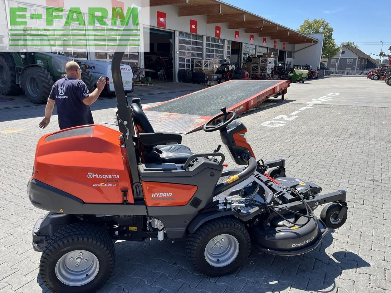 Husqvarna p 535hx hybrid rider nur 10h - Tracteur agricole: photos 4 Husqvarna p 535hx hybrid rider nur 10h - Tracteur agricole: photos 4