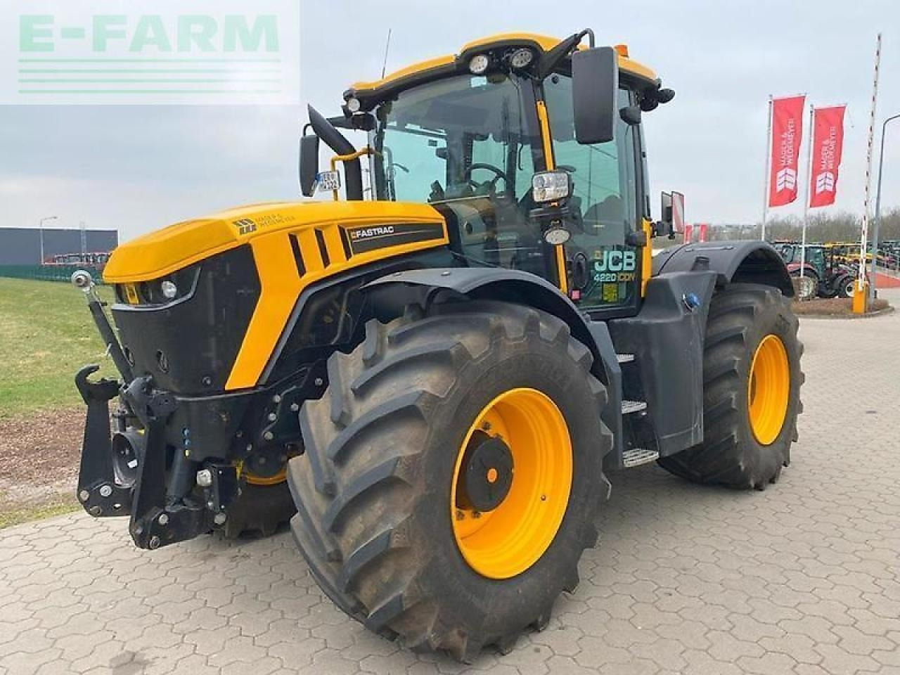 JCB 4220 icon - 60 km/h - Tracteur agricole: photos 1 JCB 4220 icon - 60 km/h - Tracteur agricole: photos 1
