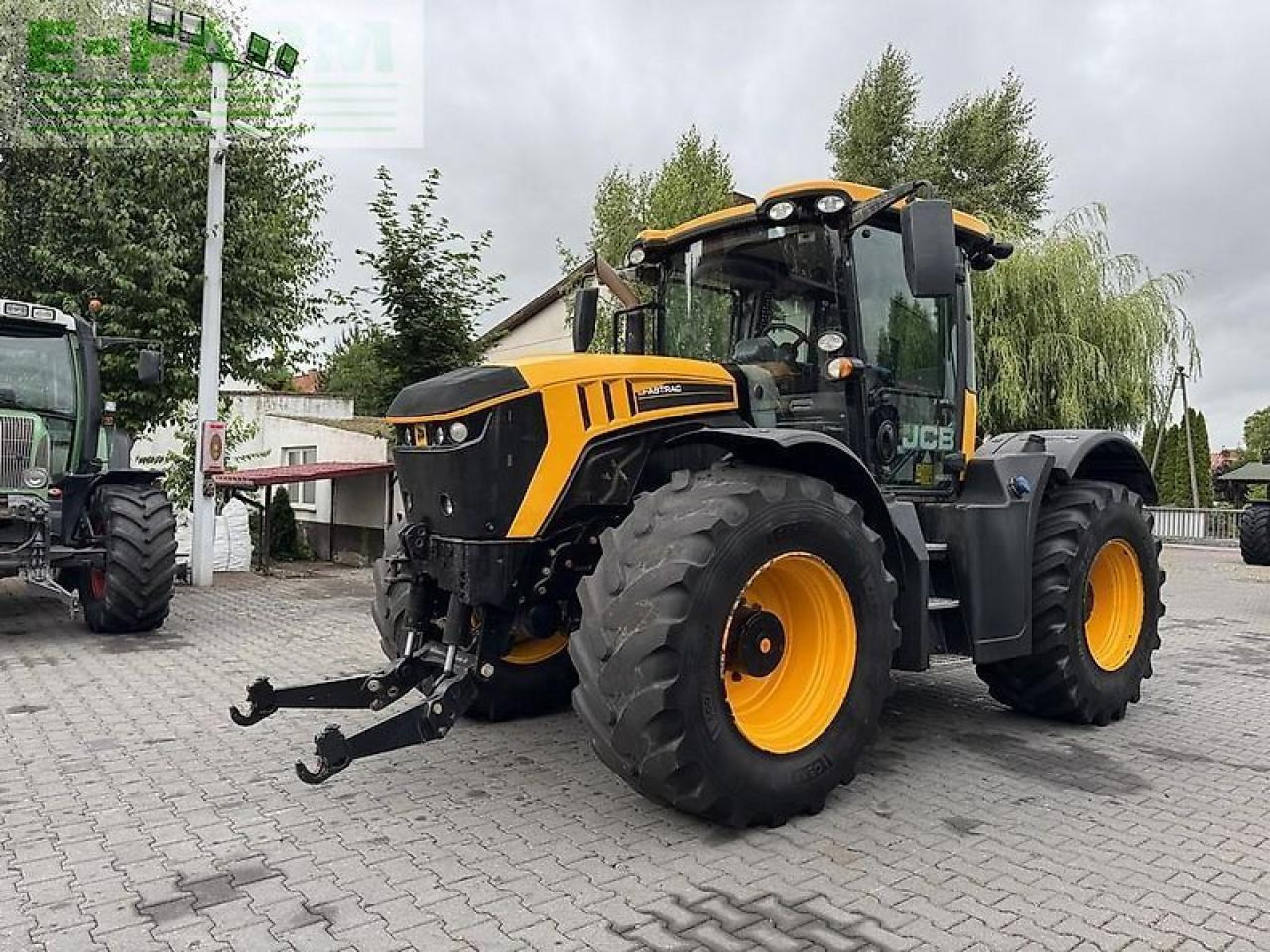 JCB fastrac 4220 - Tracteur agricole: photos 1 JCB fastrac 4220 - Tracteur agricole: photos 1