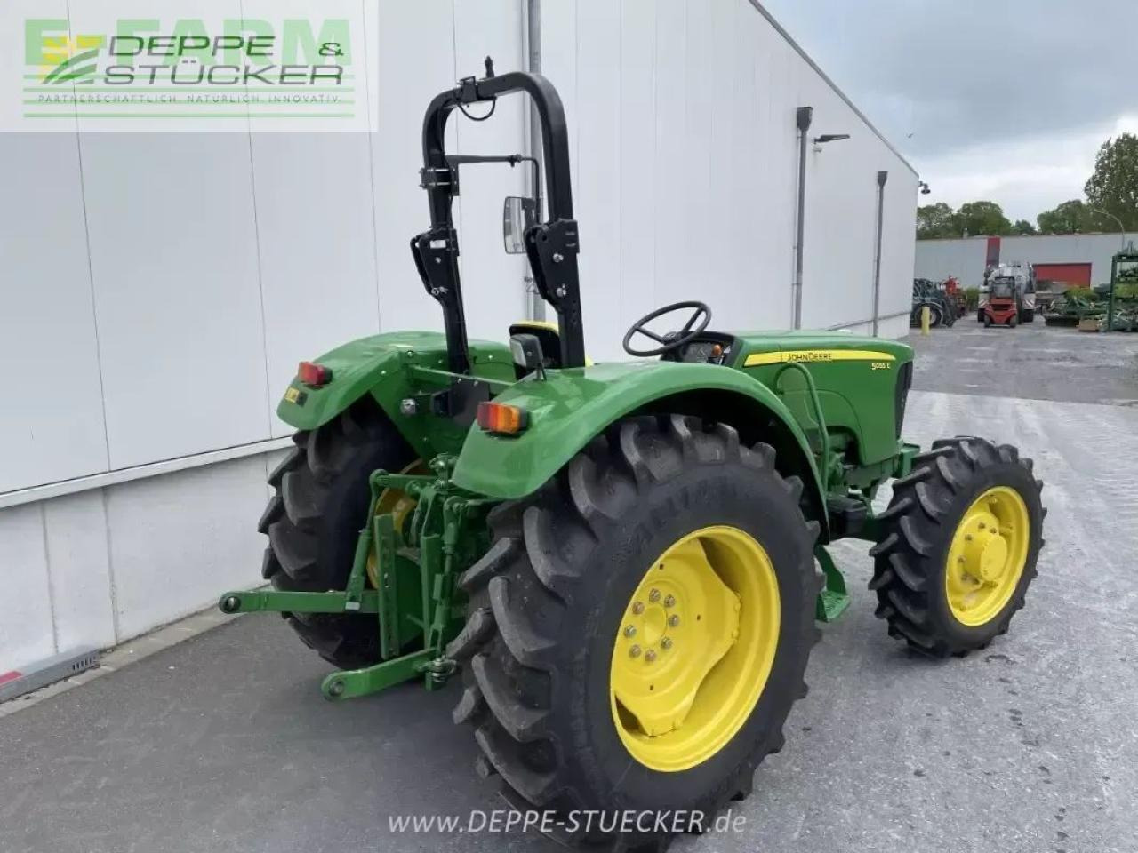 John Deere 5055e - Tracteur agricole: photos 2 John Deere 5055e - Tracteur agricole: photos 2
