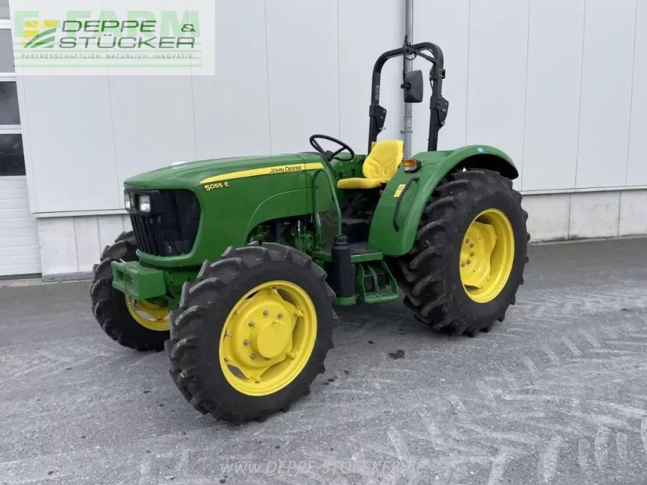 John Deere 5055e - Tracteur agricole: photos 1 John Deere 5055e - Tracteur agricole: photos 1