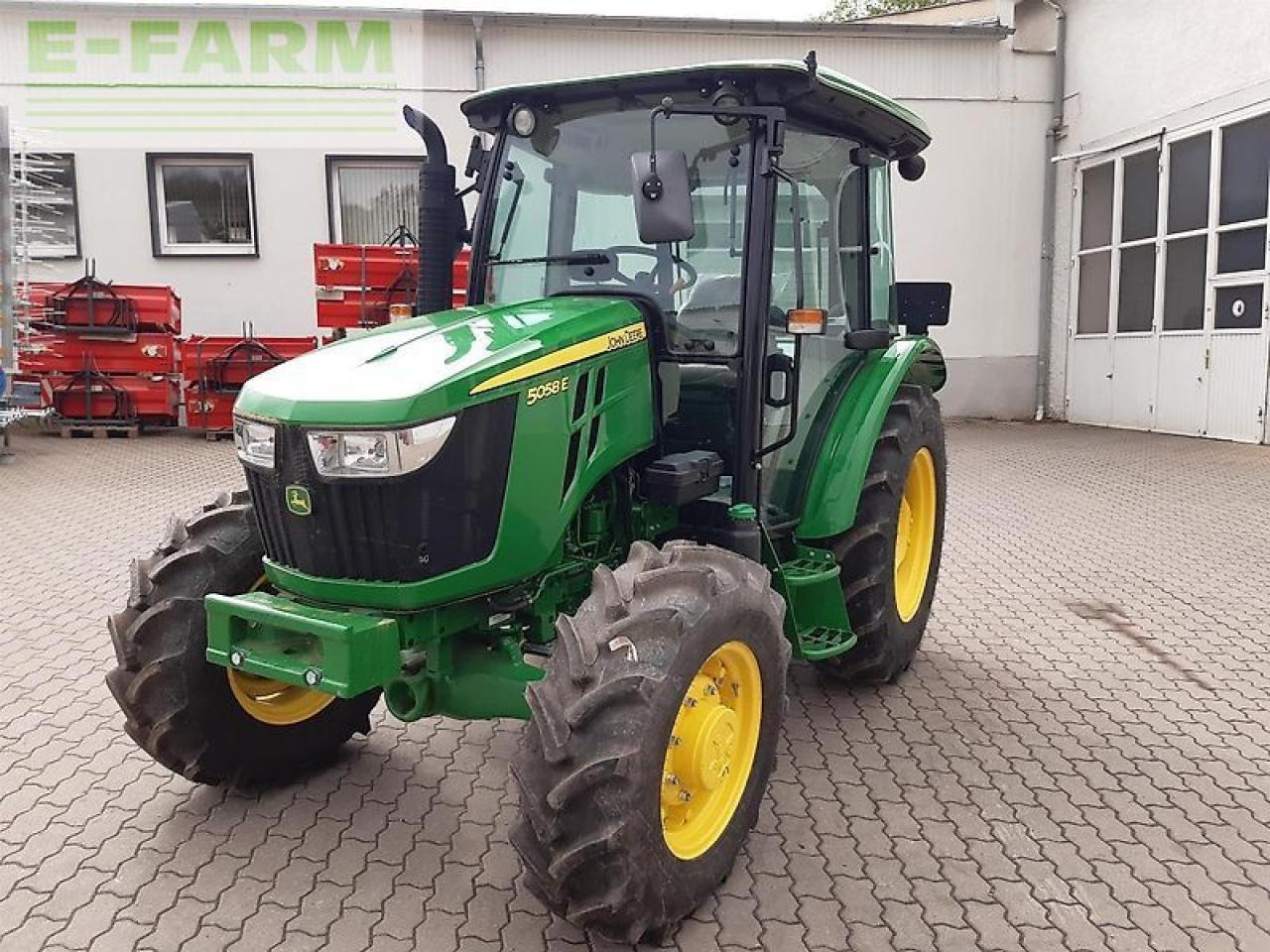 John Deere 5058e - Tracteur agricole: photos 3 John Deere 5058e - Tracteur agricole: photos 3