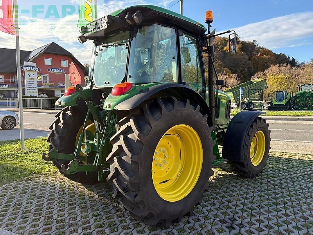 John Deere 5080r - Tracteur agricole: photos 5 John Deere 5080r - Tracteur agricole: photos 5