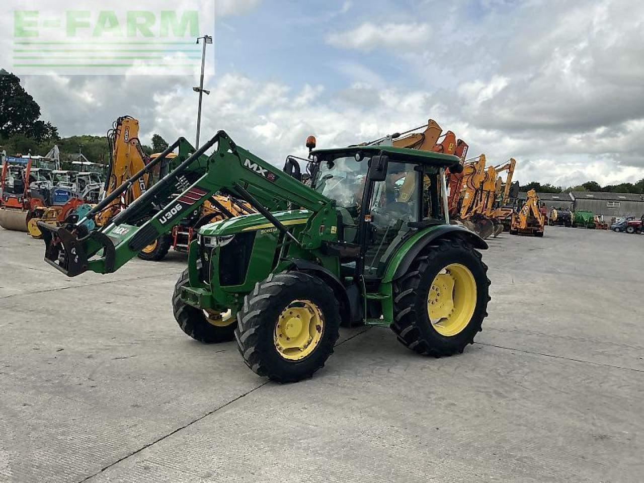 John Deere 5085m tractor (st23297) - Tracteur agricole: photos 5 John Deere 5085m tractor (st23297) - Tracteur agricole: photos 5