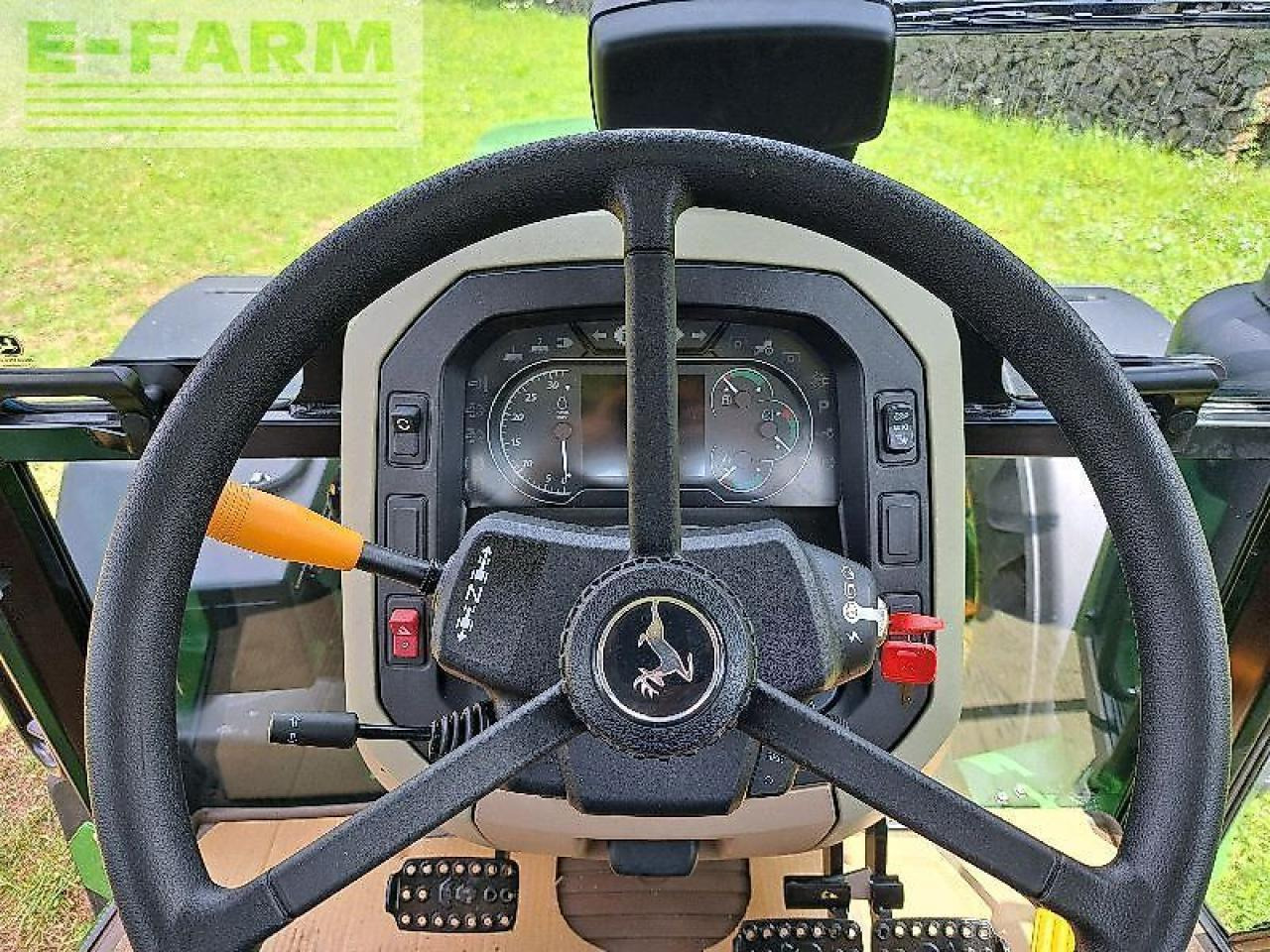 Tracteur agricole John Deere 5100m: photos 14