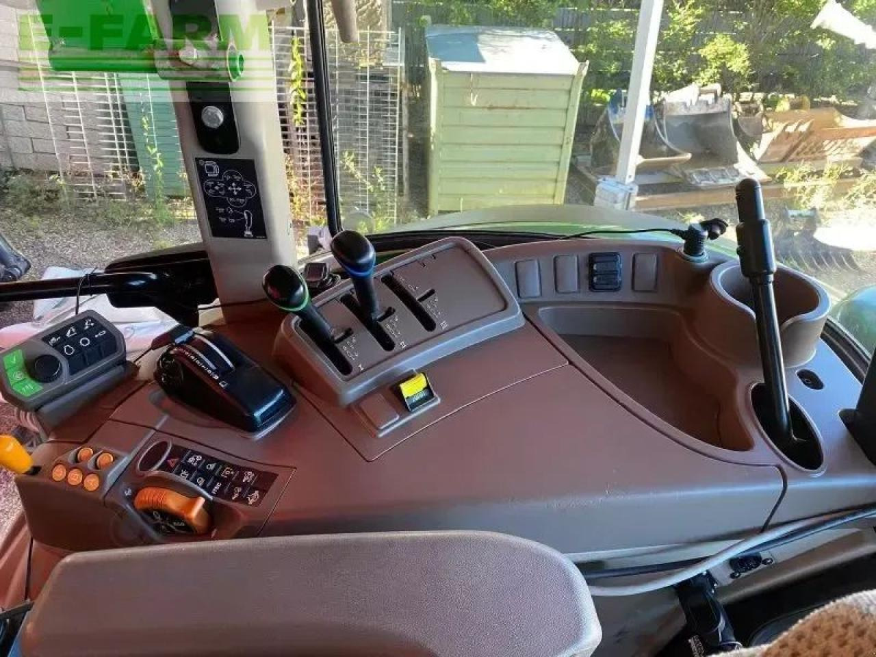 John Deere 5100r - Tracteur agricole: photos 5 John Deere 5100r - Tracteur agricole: photos 5