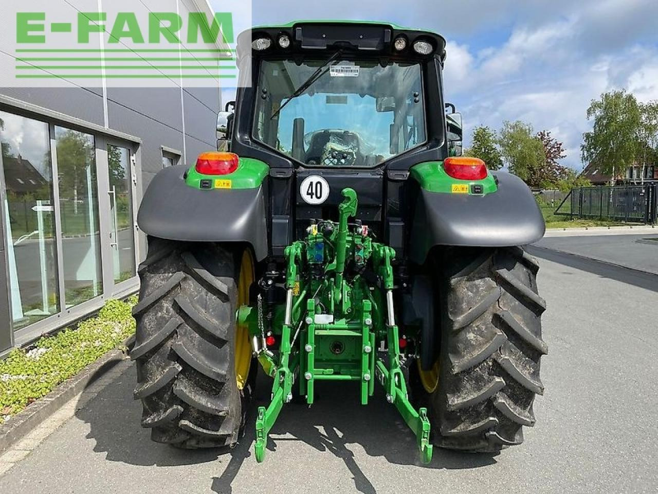 John Deere 6090m - demo - Tracteur agricole: photos 5 John Deere 6090m - demo - Tracteur agricole: photos 5