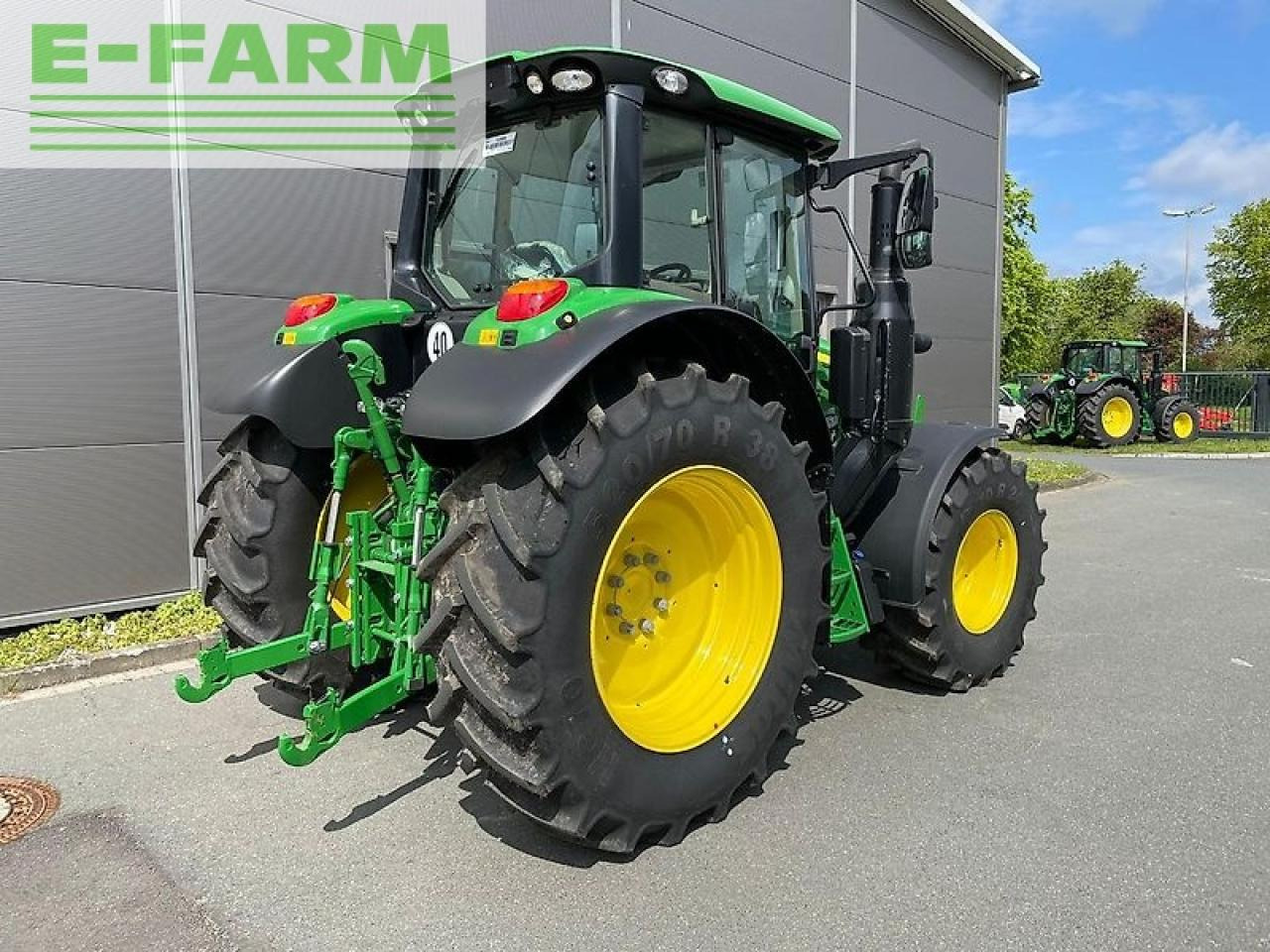 John Deere 6090m - demo - Tracteur agricole: photos 4 John Deere 6090m - demo - Tracteur agricole: photos 4