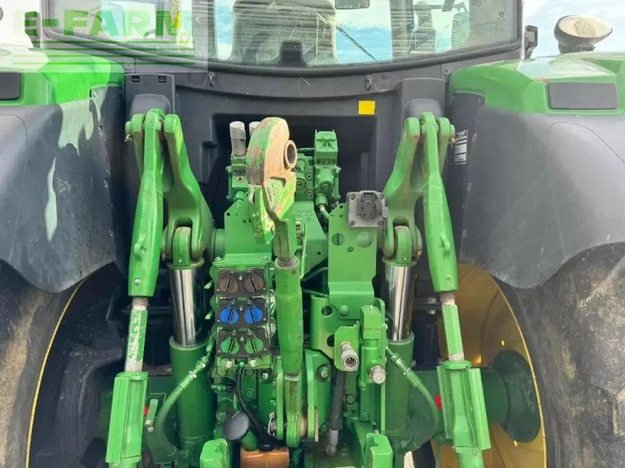 Tracteur agricole John Deere 6145 r autoquad: photos 10