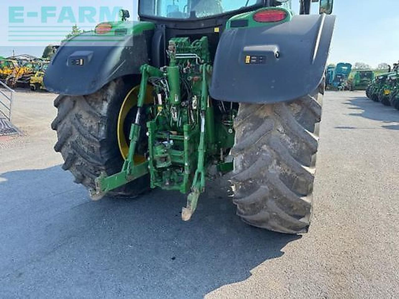 John Deere 6175r - Tracteur agricole: photos 3 John Deere 6175r - Tracteur agricole: photos 3