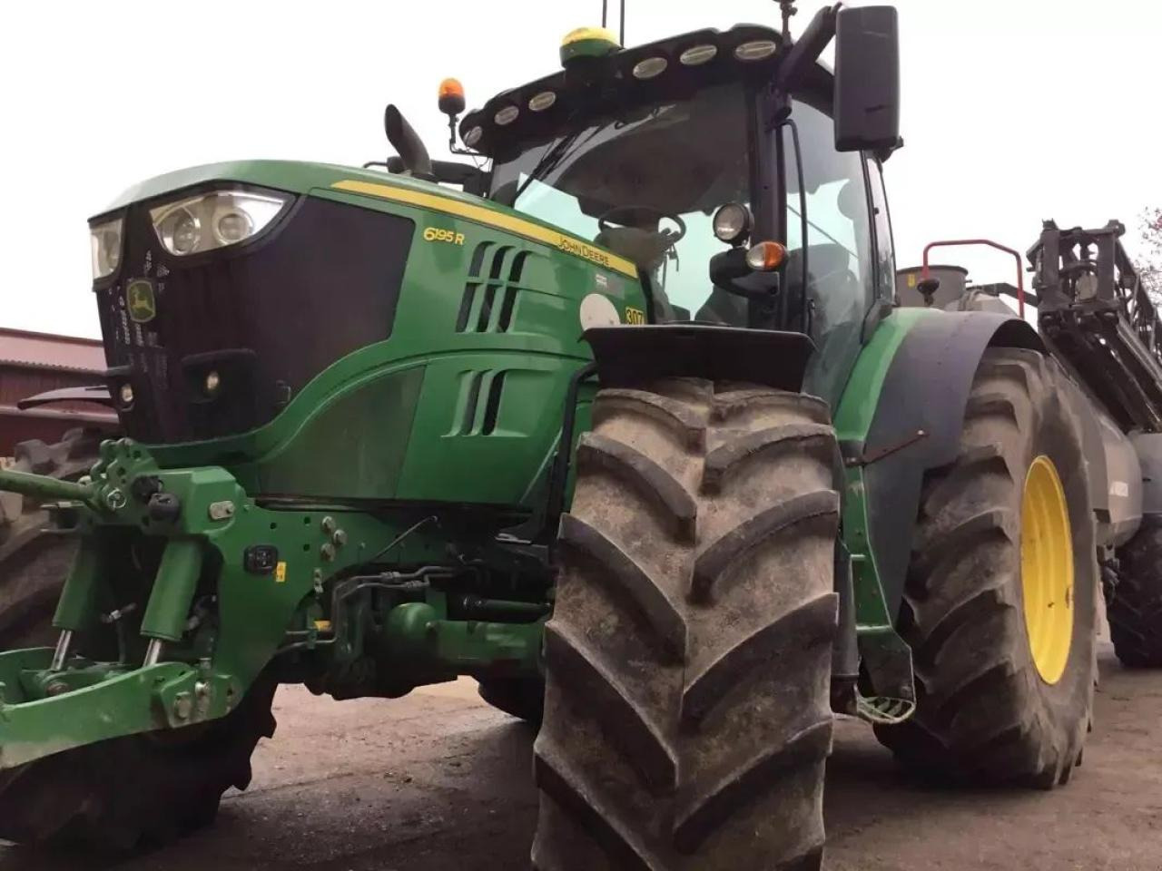 John Deere 6195r my17 ap 40 - Tracteur agricole: photos 2 John Deere 6195r my17 ap 40 - Tracteur agricole: photos 2