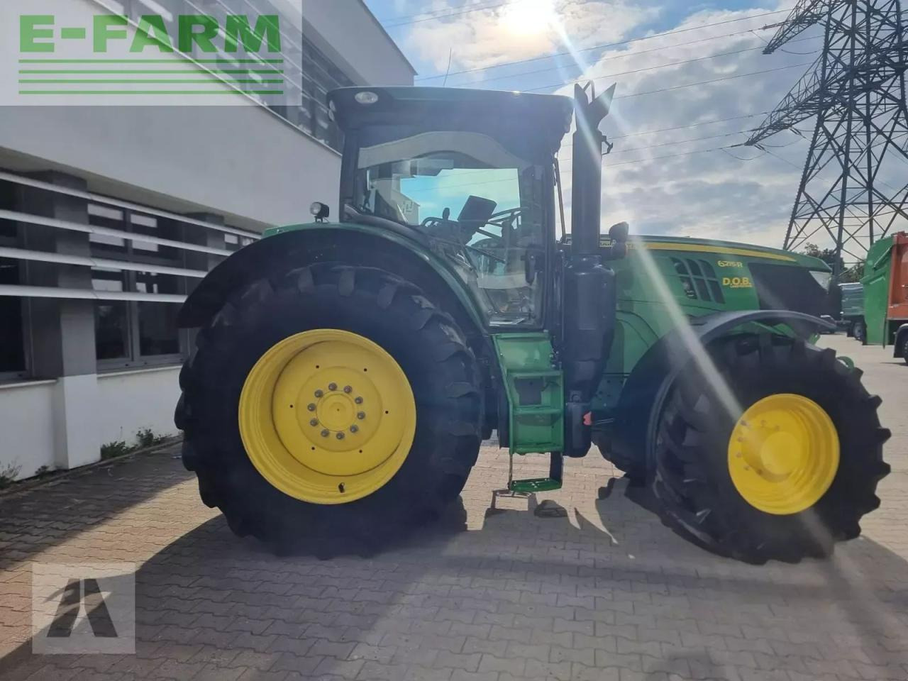 John Deere 6215r 6215 r - Tracteur agricole: photos 5 John Deere 6215r 6215 r - Tracteur agricole: photos 5