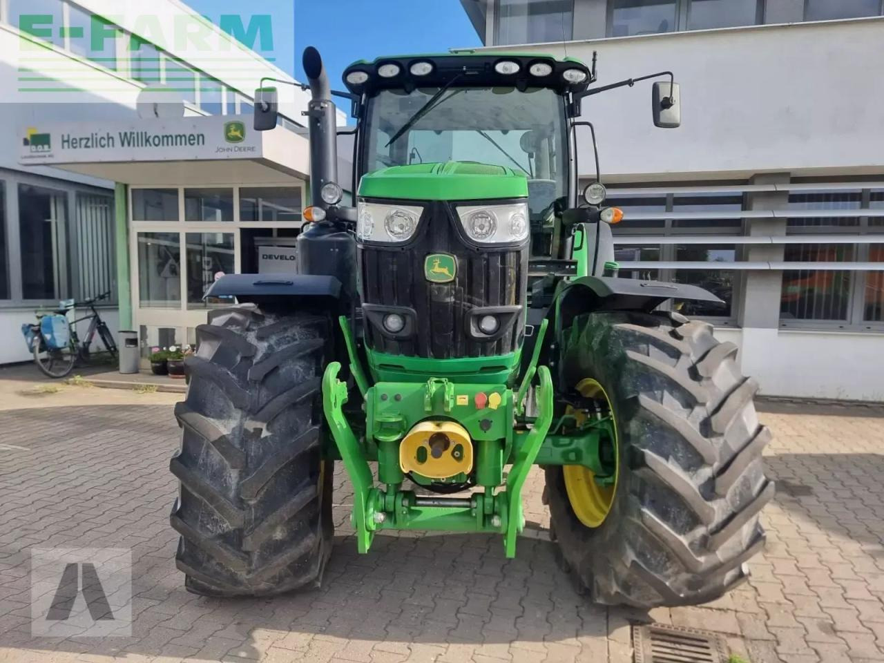 John Deere 6215r 6215 r - Tracteur agricole: photos 2 John Deere 6215r 6215 r - Tracteur agricole: photos 2