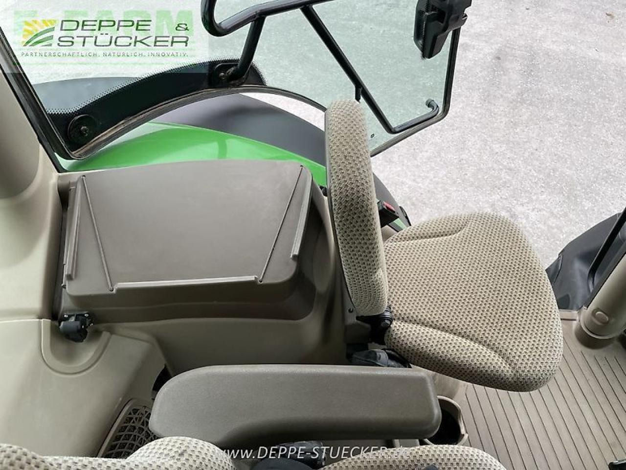 Tracteur agricole John Deere 6215r: photos 6