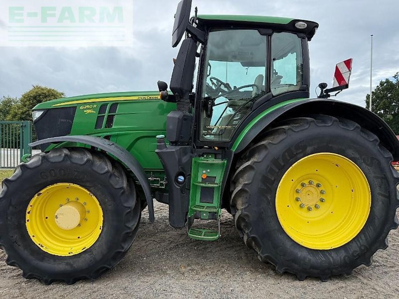 John Deere 6250r - Tracteur agricole: photos 2 John Deere 6250r - Tracteur agricole: photos 2