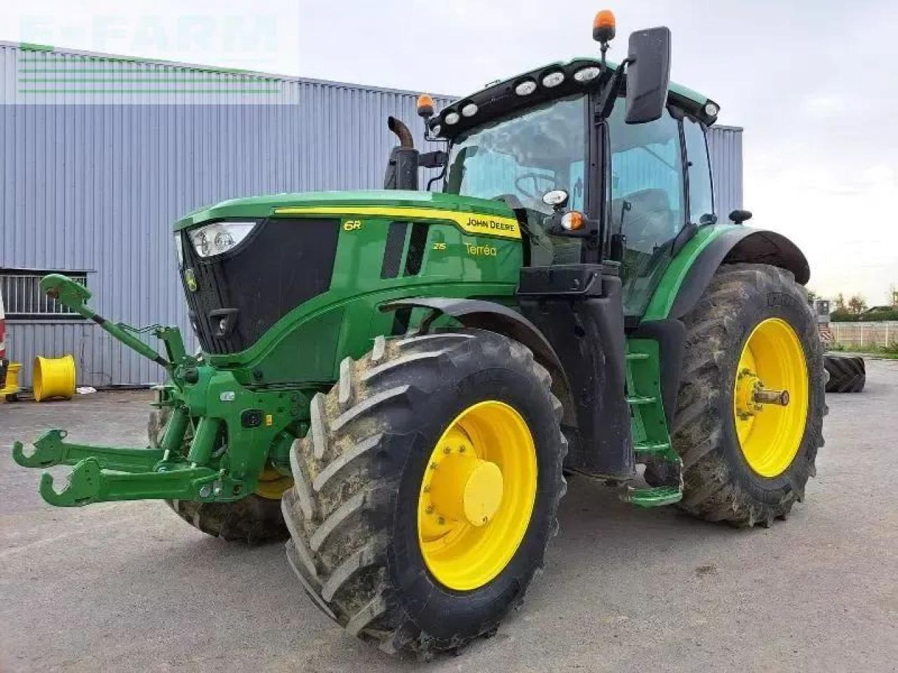 John Deere 6r 215 - Tracteur agricole: photos 1 John Deere 6r 215 - Tracteur agricole: photos 1