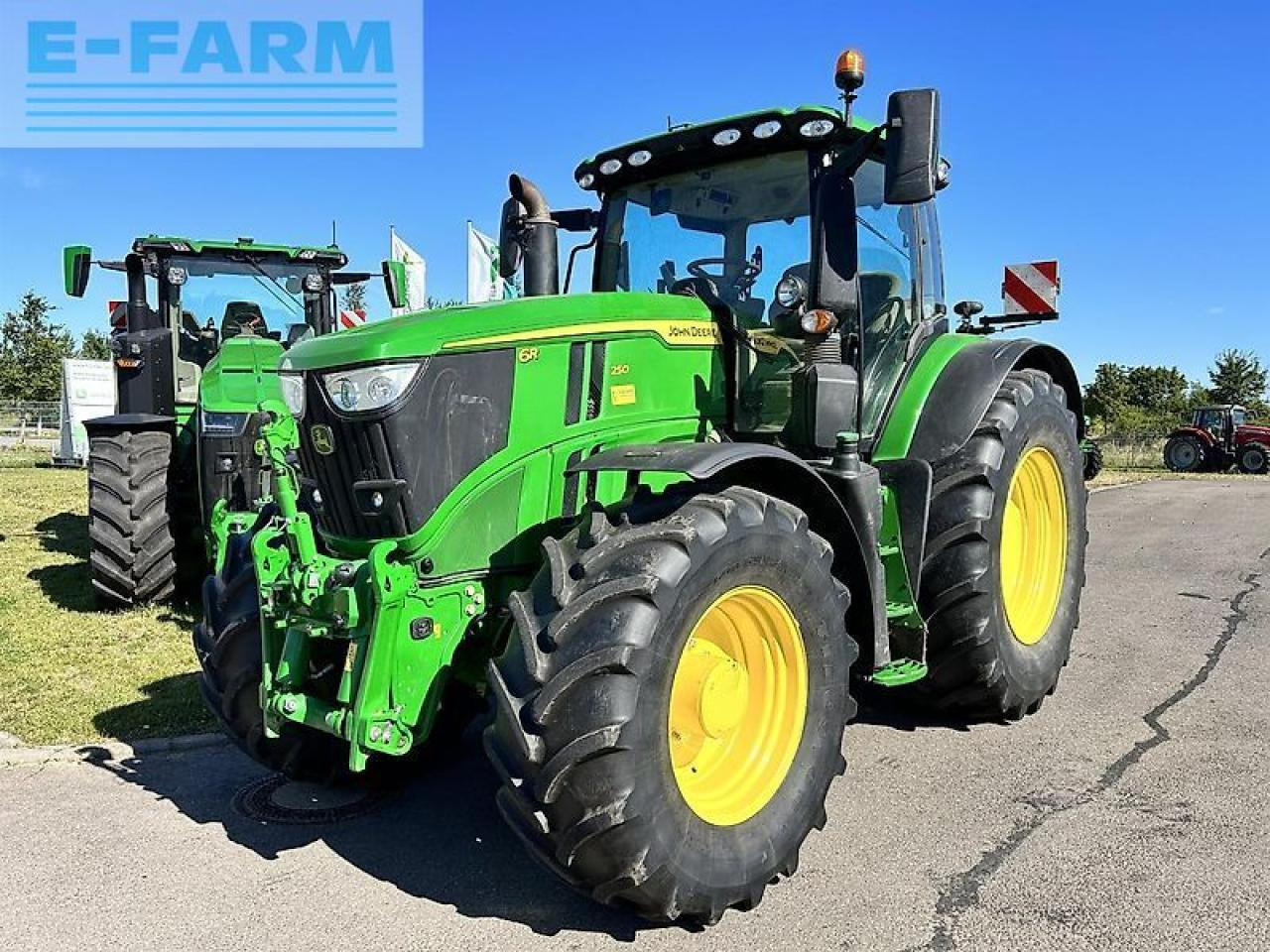 John Deere 6r 250 - Tracteur agricole: photos 2 John Deere 6r 250 - Tracteur agricole: photos 2