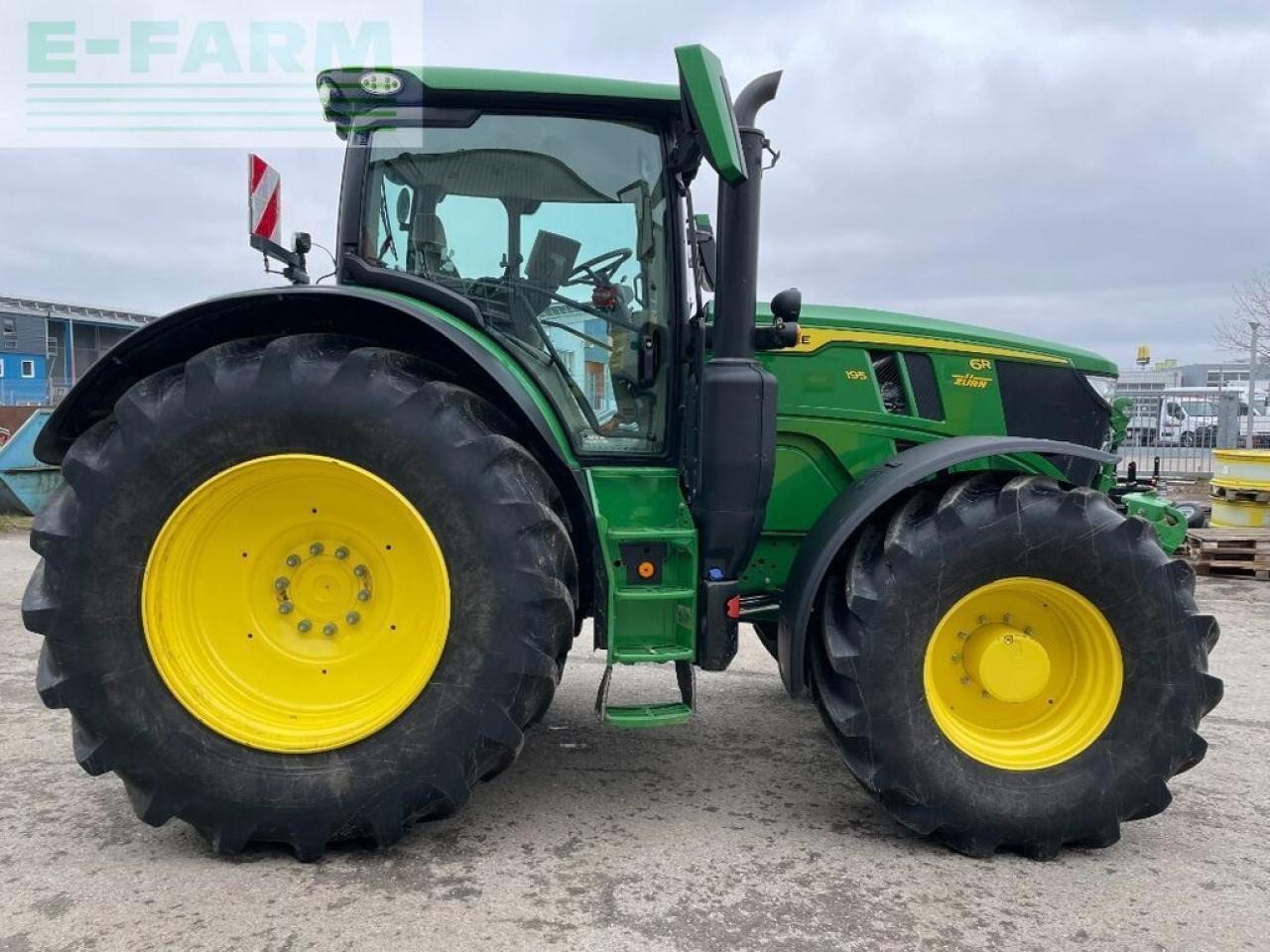 John Deere 6r195 garantie bis 13.12.26 - Tracteur agricole: photos 4 John Deere 6r195 garantie bis 13.12.26 - Tracteur agricole: photos 4