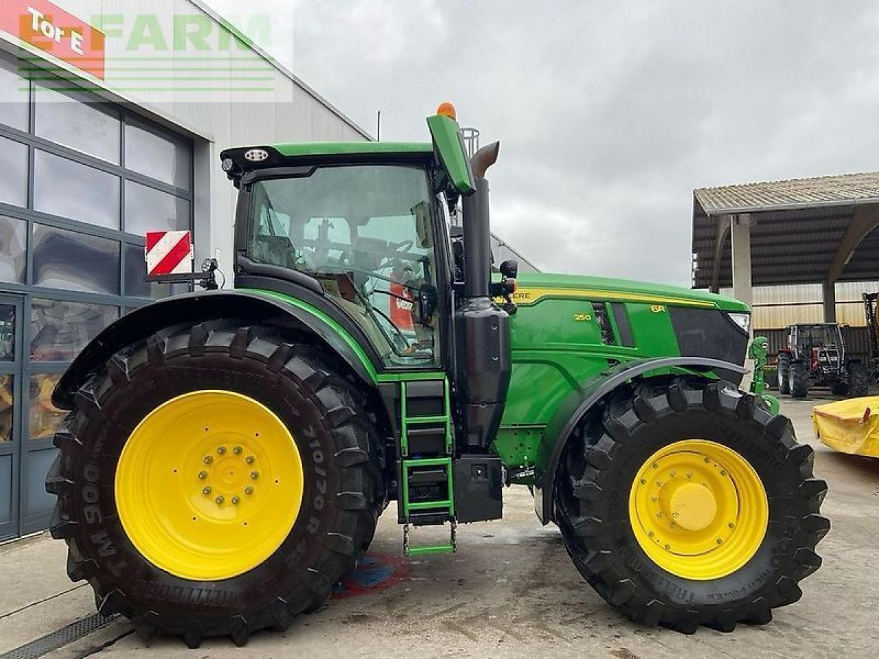 John Deere 6r250 autopowr - Tracteur agricole: photos 4 John Deere 6r250 autopowr - Tracteur agricole: photos 4