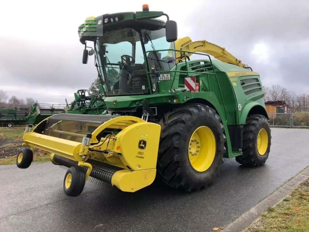 Ensileuse John Deere 8300i mit kemper 360plus & pu 639: photos 6