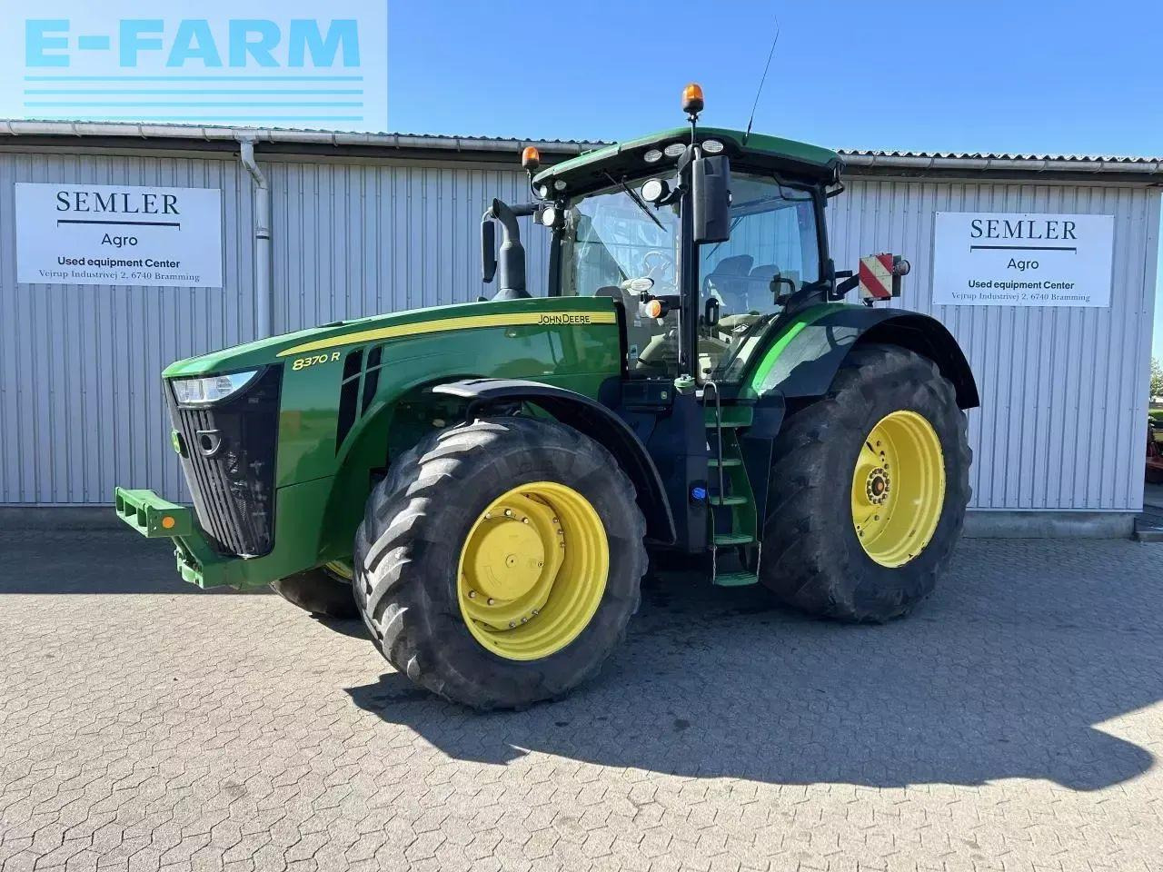 John Deere 8370r - Tracteur agricole: photos 1 John Deere 8370r - Tracteur agricole: photos 1
