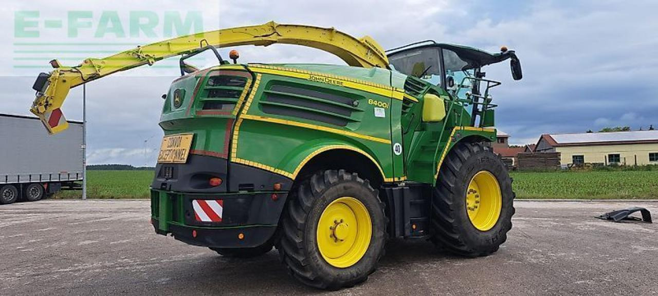 John Deere 8400 - Ensileuse: photos 4 John Deere 8400 - Ensileuse: photos 4