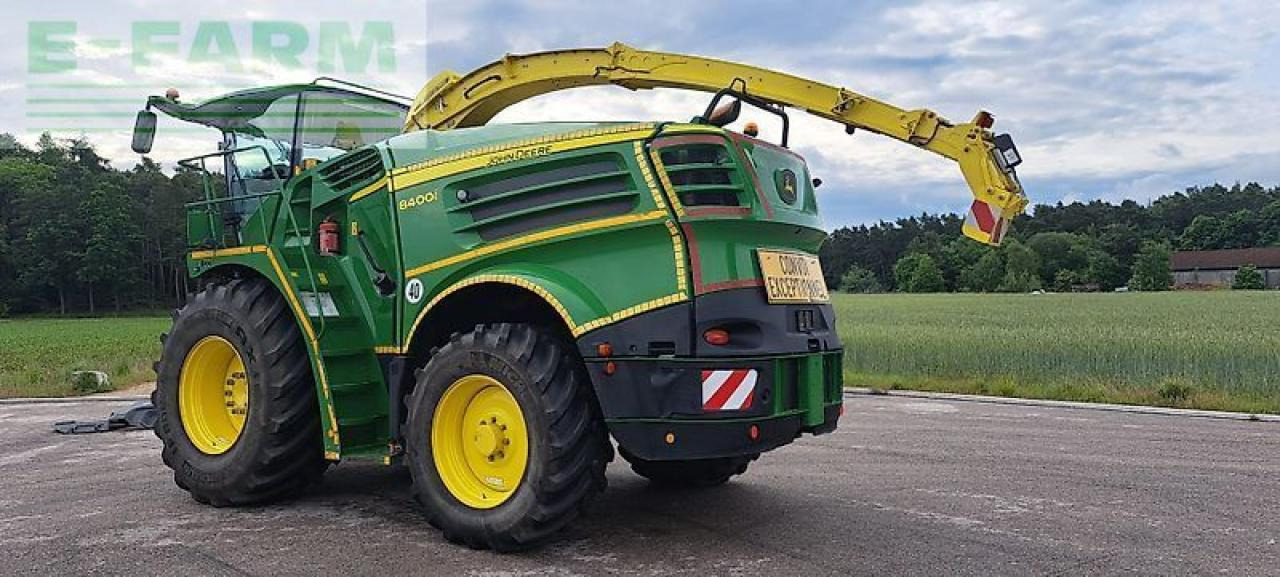 John Deere 8400 - Ensileuse: photos 3 John Deere 8400 - Ensileuse: photos 3
