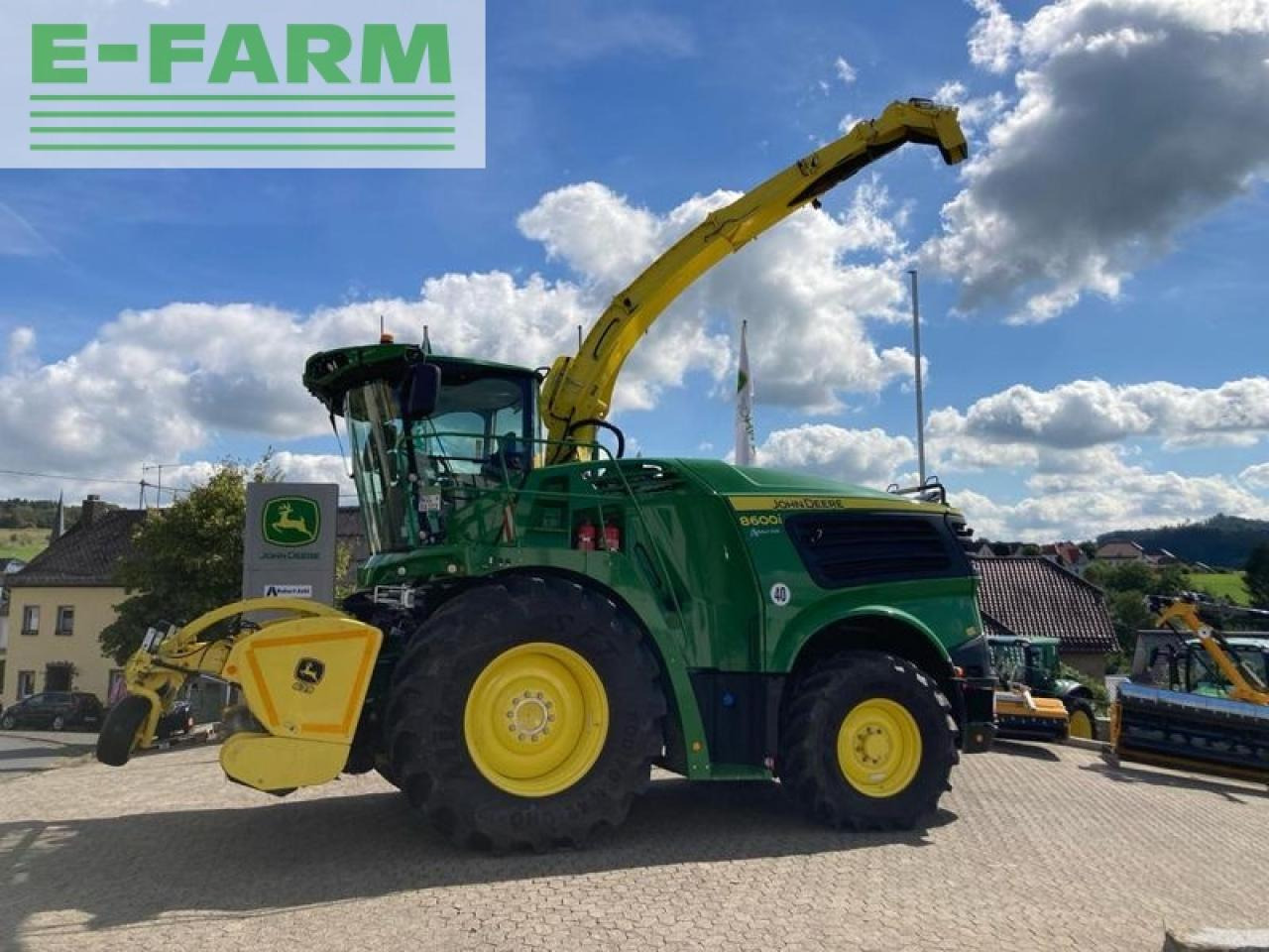 John Deere 8600 - Ensileuse: photos 1 John Deere 8600 - Ensileuse: photos 1