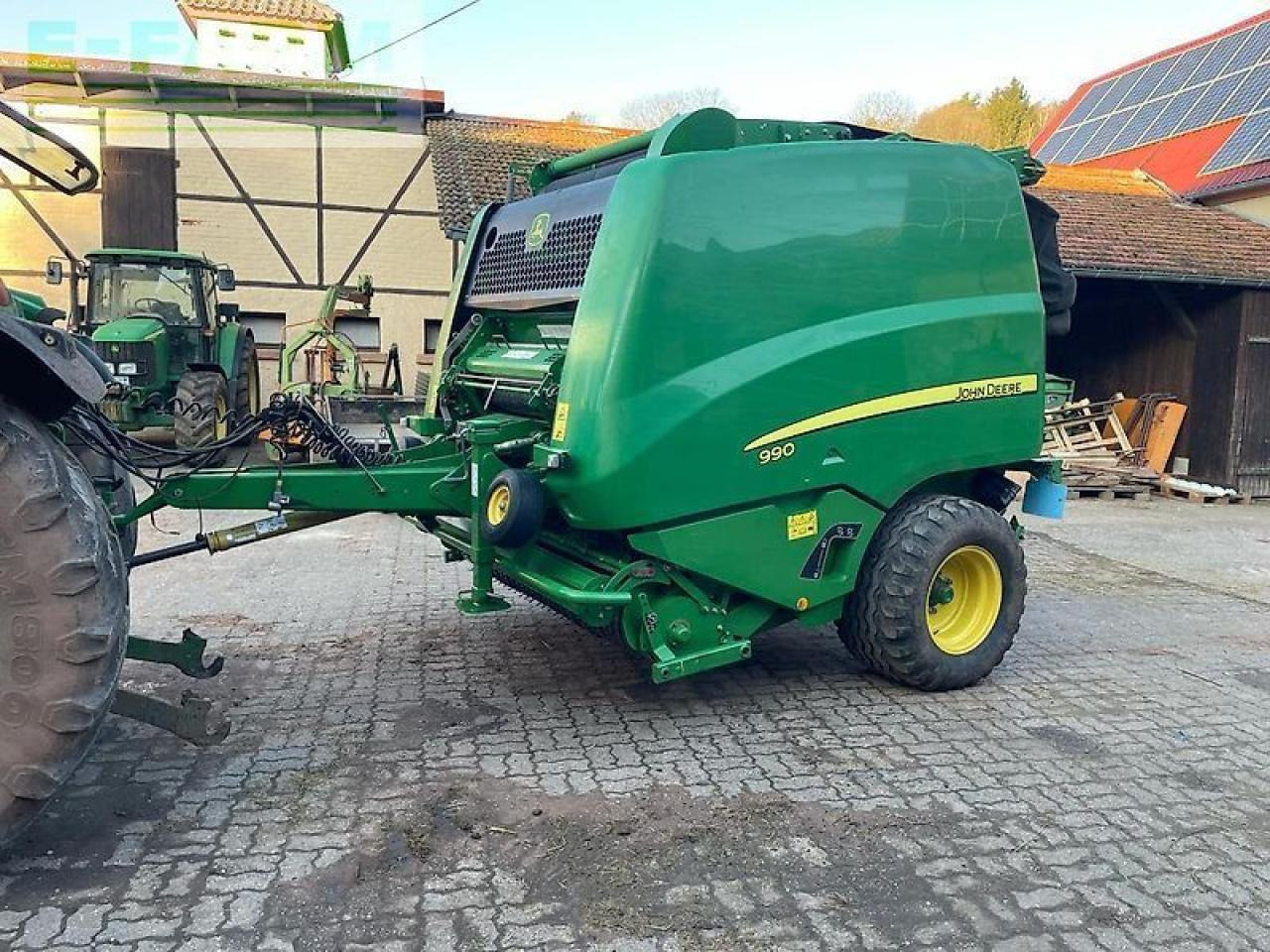 John Deere 990 premium - Presse à balles cubiques: photos 1 John Deere 990 premium - Presse à balles cubiques: photos 1