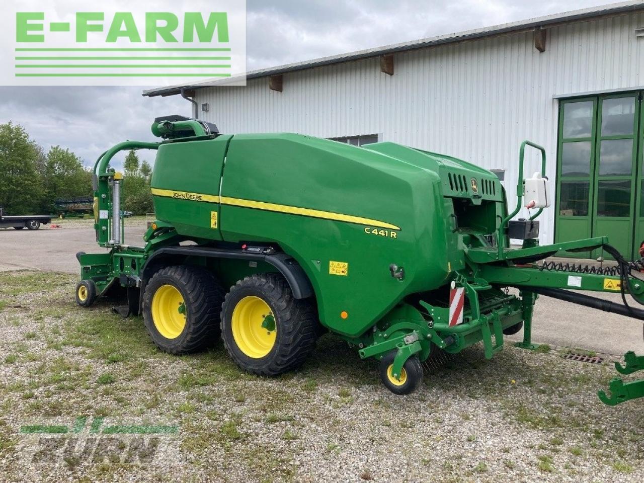 John Deere c441r - Presse à balles cubiques: photos 1 John Deere c441r - Presse à balles cubiques: photos 1