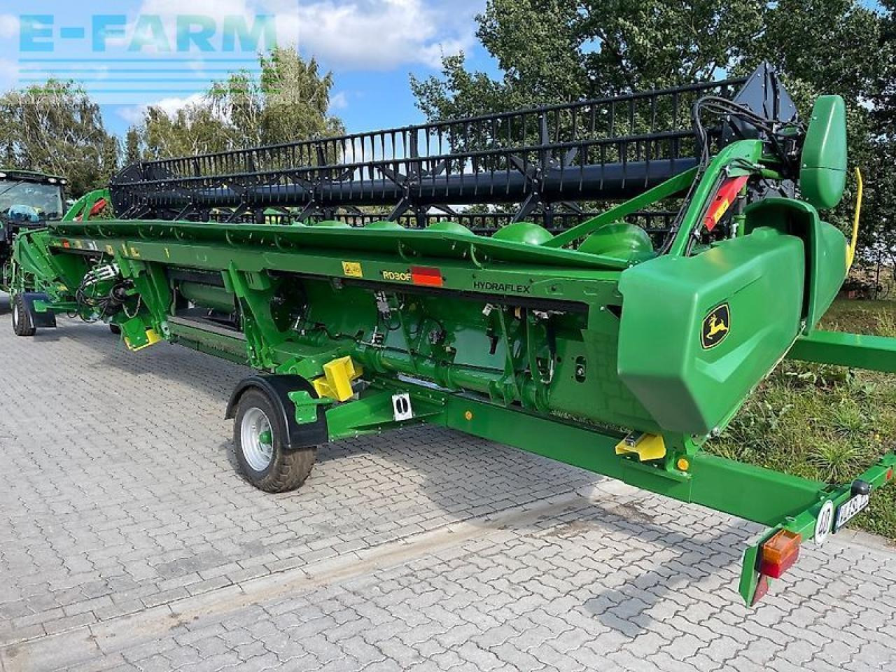 John Deere rdf 30 bandschneidwerk - Accessoire aux ensileuses: photos 3 John Deere rdf 30 bandschneidwerk - Accessoire aux ensileuses: photos 3
