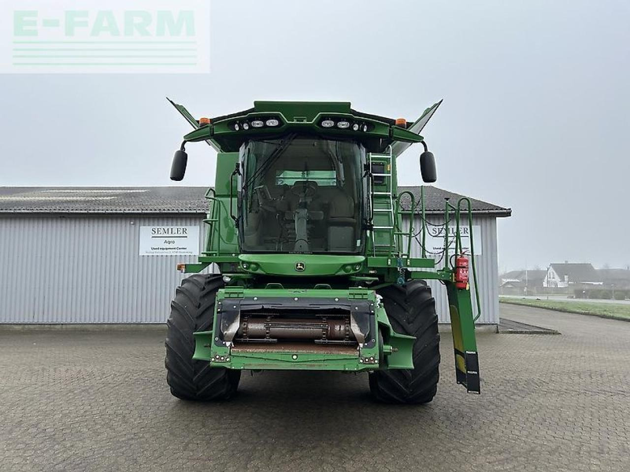 John Deere s690 - Moissonneuse-batteuse: photos 2 John Deere s690 - Moissonneuse-batteuse: photos 2