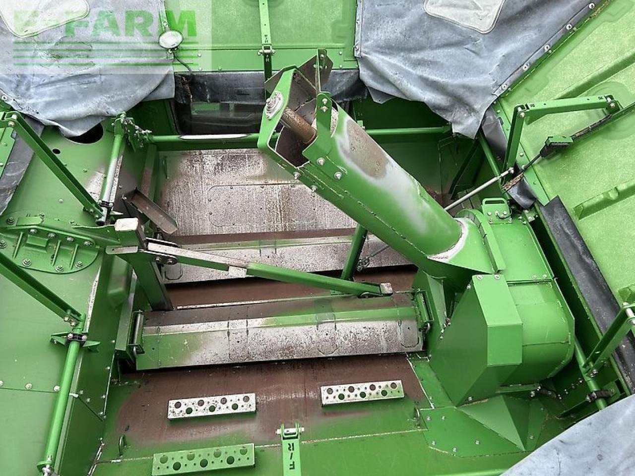 John Deere s690 - Moissonneuse-batteuse: photos 4 John Deere s690 - Moissonneuse-batteuse: photos 4