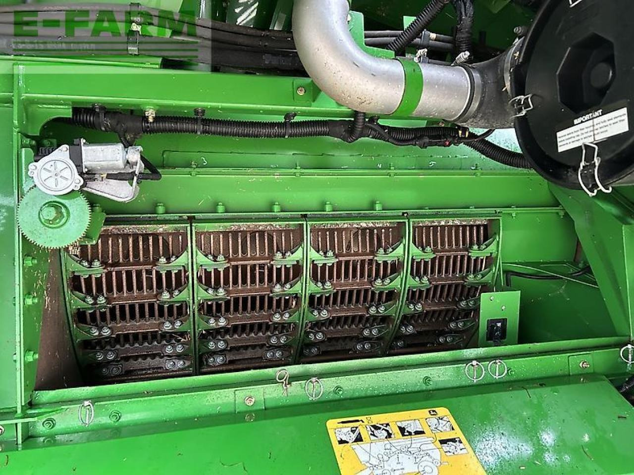 John Deere s690 - Moissonneuse-batteuse: photos 5 John Deere s690 - Moissonneuse-batteuse: photos 5