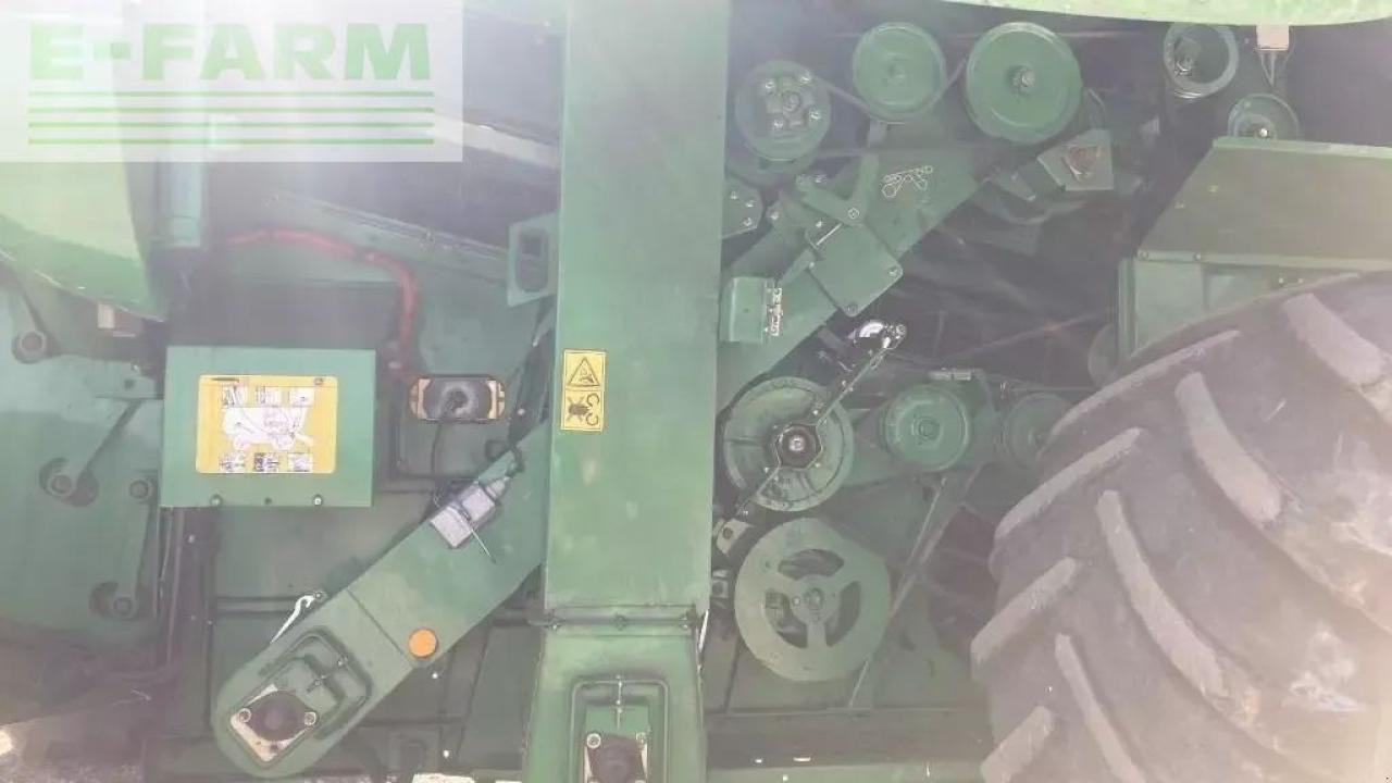 Moissonneuse-batteuse John Deere s690i: photos 10 Moissonneuse-batteuse John Deere s690i: photos 10