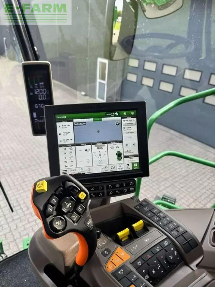 John Deere s790 - Moissonneuse-batteuse: photos 3 John Deere s790 - Moissonneuse-batteuse: photos 3
