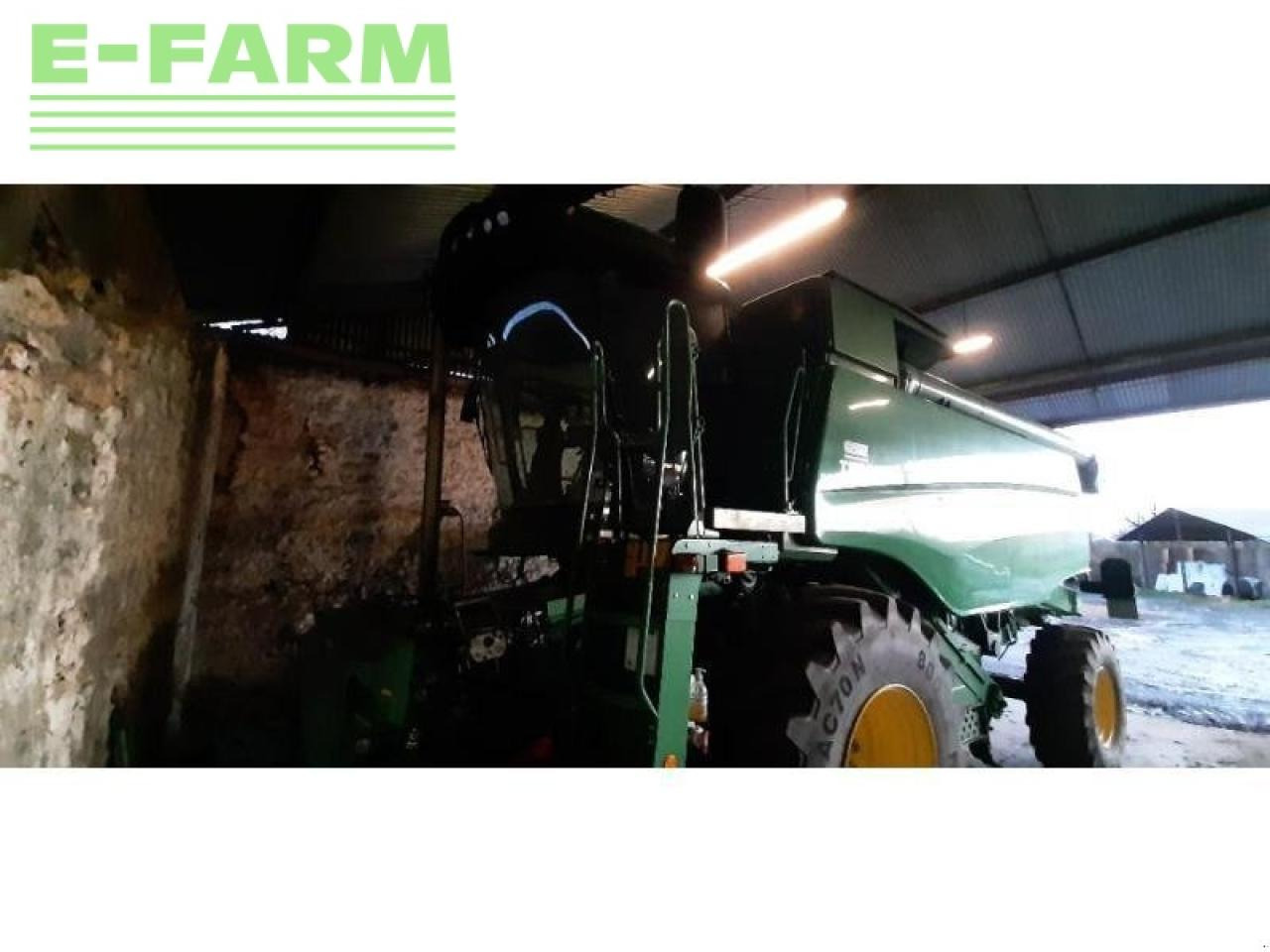 John Deere t550 - Moissonneuse-batteuse: photos 1 John Deere t550 - Moissonneuse-batteuse: photos 1