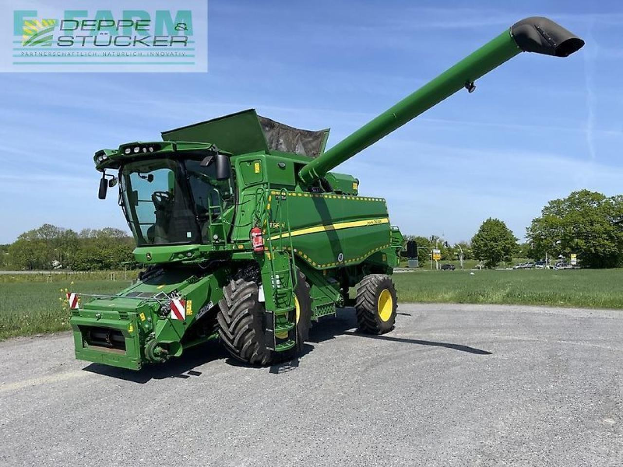 John Deere t560i hillmaster - Moissonneuse-batteuse: photos 1 John Deere t560i hillmaster - Moissonneuse-batteuse: photos 1