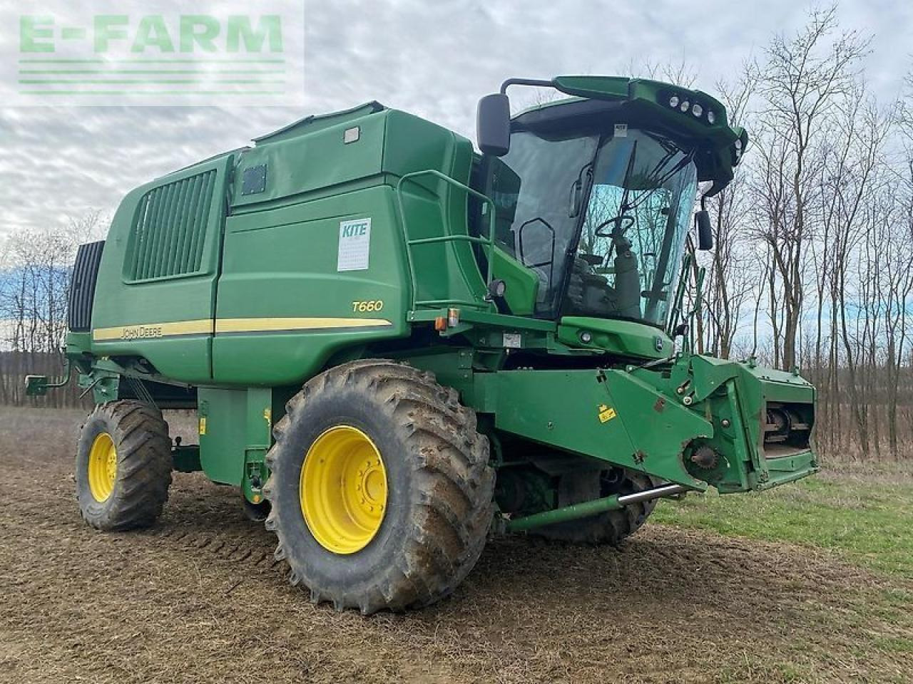 John Deere t660 - Moissonneuse-batteuse: photos 2 John Deere t660 - Moissonneuse-batteuse: photos 2