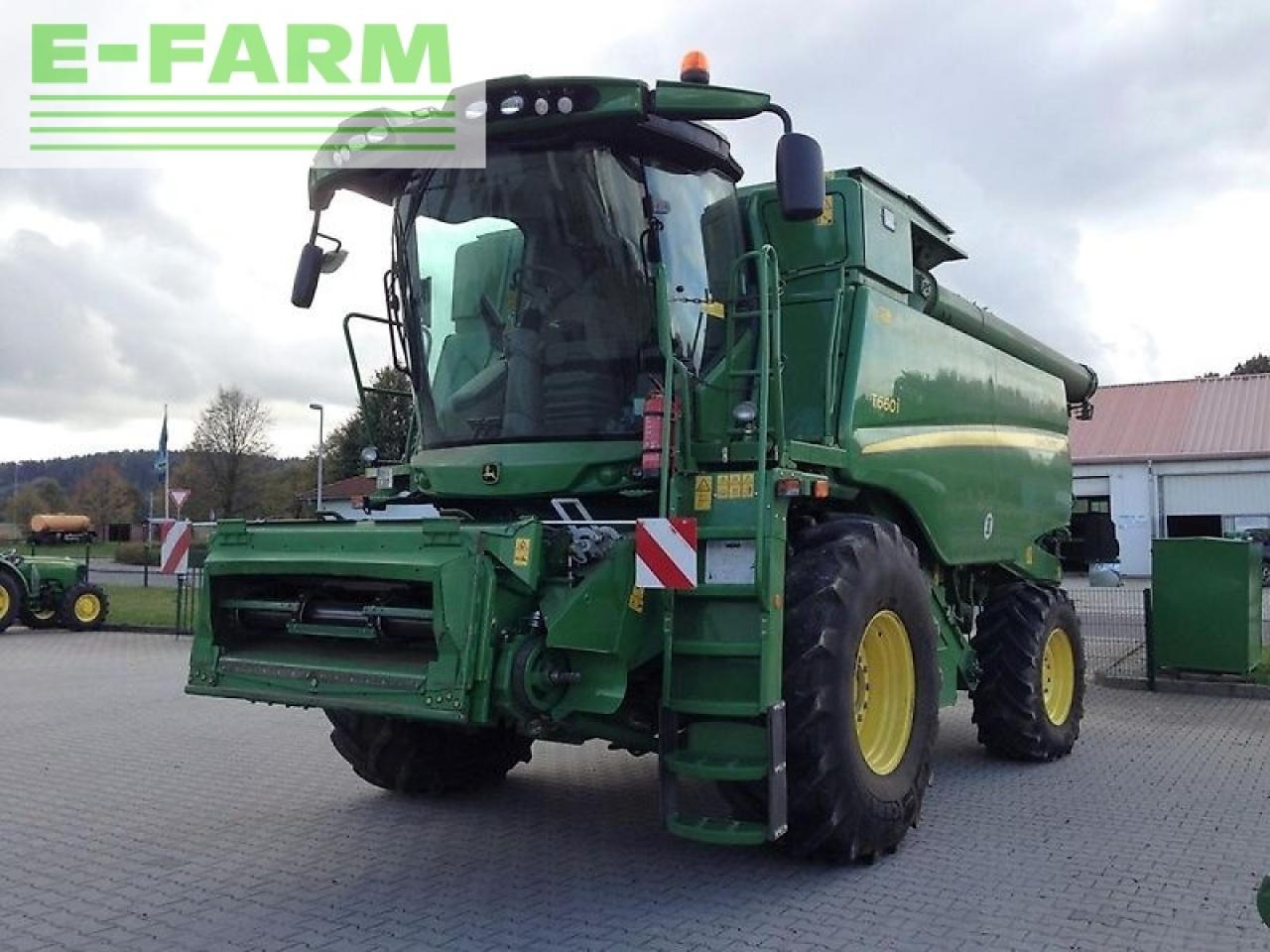 John Deere t660 mit 630x schneidwerk - Moissonneuse-batteuse: photos 1 John Deere t660 mit 630x schneidwerk - Moissonneuse-batteuse: photos 1