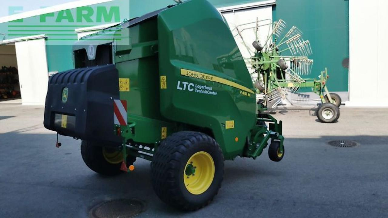 John Deere v 451 m hc25 - Presse à balles cubiques: photos 3 John Deere v 451 m hc25 - Presse à balles cubiques: photos 3